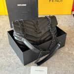 کیف زنانه ایو سن لوران