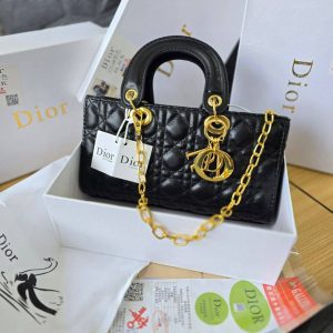 کیف زنانه لیدی دیور فول پک – طراحی لاکچری، کیفیت سوپرکپی