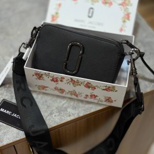 کیف مارک جیکوبز