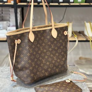 کیف لویی ویتون زنانه سایز 45